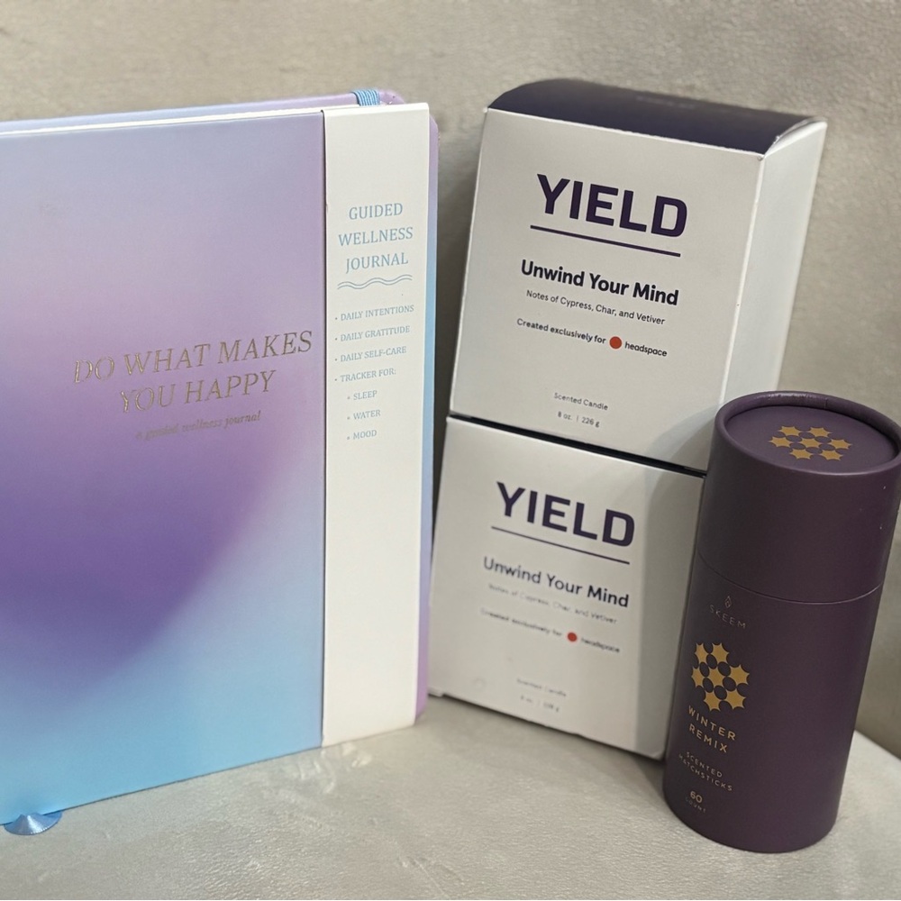 Unwind Your Mind Scented Candle - Purple